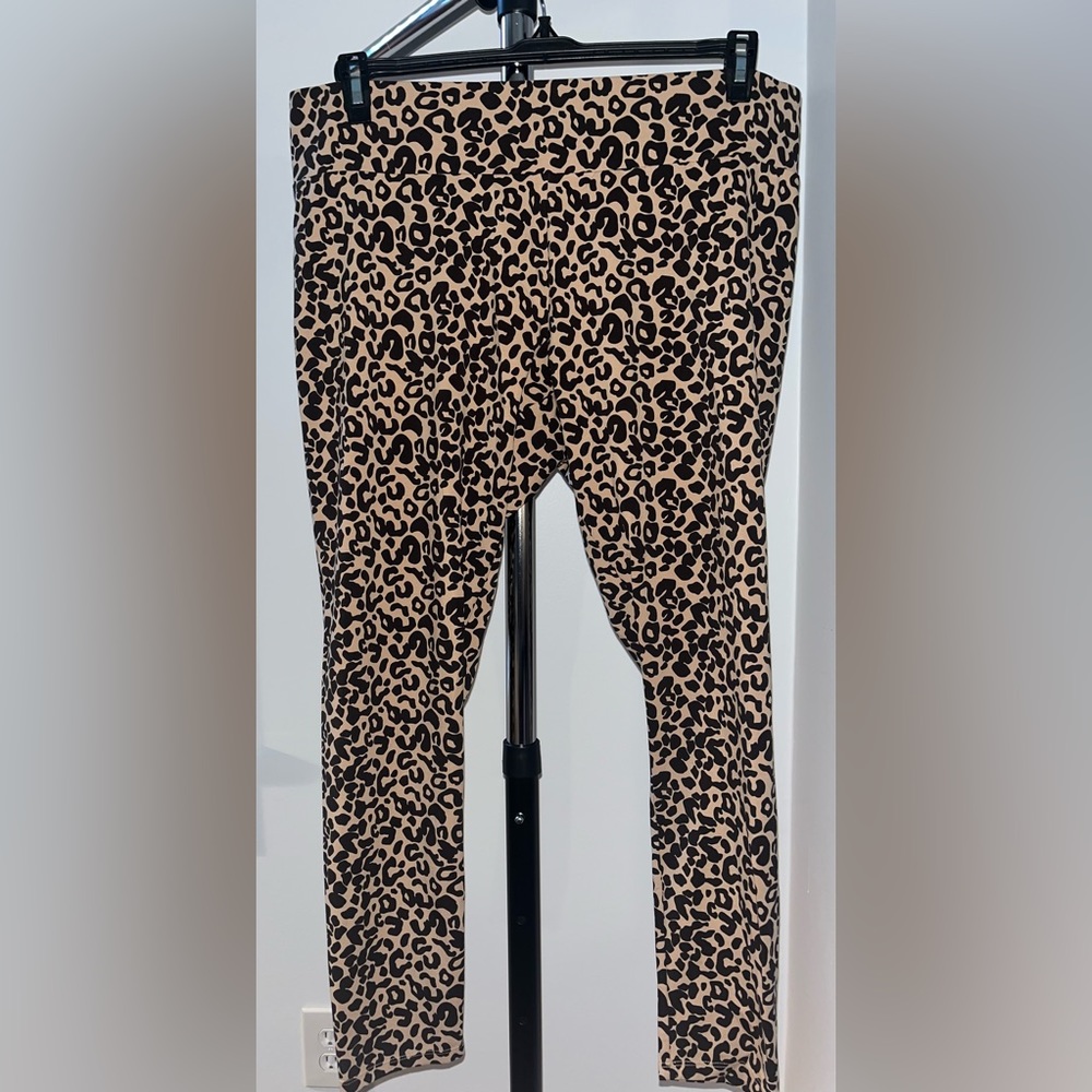 Lane Bryant leopard print legging